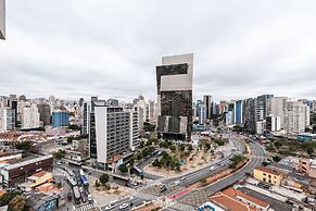 Pinheiros Best Studio Pool Parking  Wifi