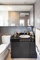 Pinheiros Best Studio Pool Parking  Wifi