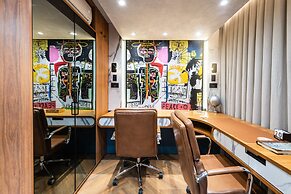 Stunning Views | Luxurious Apartment with Marginal Pinheiros View at R