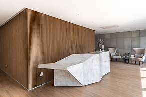 Stunning Views | Luxurious Apartment with Marginal Pinheiros View at R