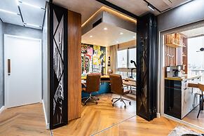 Stunning Views | Luxurious Apartment with Marginal Pinheiros View at R