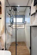 Stunning Views | Luxurious Apartment with Marginal Pinheiros View at R