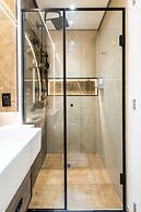 Stunning Views | Luxurious Apartment with Marginal Pinheiros View at R