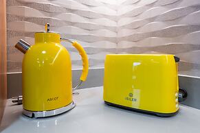 Stunning Views | Luxurious Apartment with Marginal Pinheiros View at R