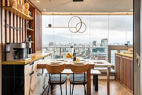 Stunning Views | Luxurious Apartment with Marginal Pinheiros View at R