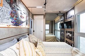 Stunning Views | Luxurious Apartment with Marginal Pinheiros View at R