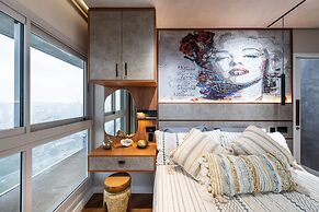 Stunning Views | Luxurious Apartment with Marginal Pinheiros View at R