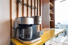 Stunning Views | Luxurious Apartment with Marginal Pinheiros View at R