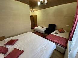 Sinasos Arnovalley Hotel