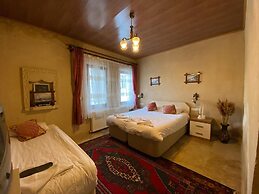 Sinasos Arnovalley Hotel