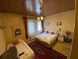 Sinasos Arnovalley Hotel