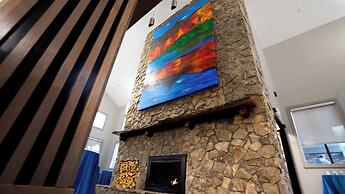 Graystone Lodge, Ascend Hotel Collection