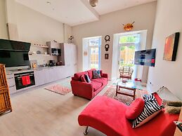 Unique Victorian Apartment in Edinburgh