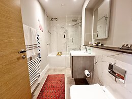 Unique Victorian Apartment in Edinburgh