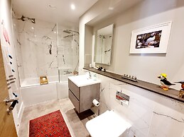 Unique Victorian Apartment in Edinburgh