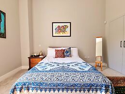 Unique Victorian Apartment in Edinburgh