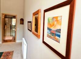 Unique Victorian Apartment in Edinburgh