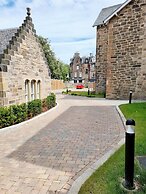 Unique Victorian Apartment in Edinburgh