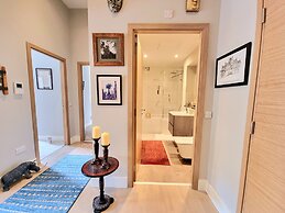 Unique Victorian Apartment in Edinburgh