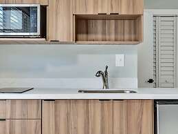 The Shell on Walnut Studio With Bath Hollywood Beach Free Parking