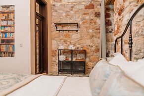 Nill's Stone House Otel