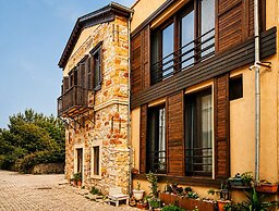 Nill's Stone House Otel