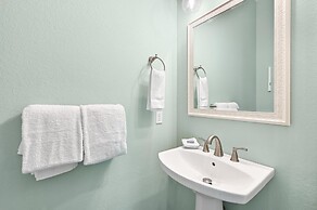 The Hideaway - 97 Barracuda St