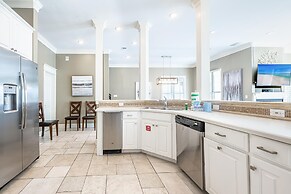 Son Kissed - 4814 Ocean Blvd