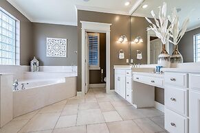 Son Kissed - 4814 Ocean Blvd