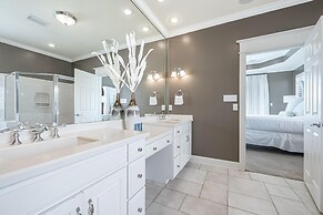 Son Kissed - 4814 Ocean Blvd