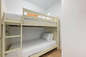 Son Kissed - 4814 Ocean Blvd