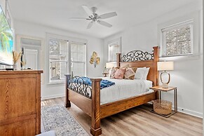 1375 Laurel Grove 2G S 3BR 3BA 12