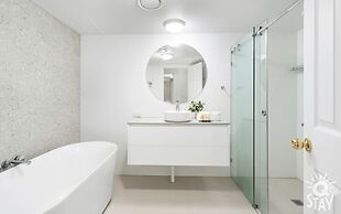 The Moroccan - Q Stay