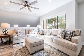 Beachwalk Villa 5202