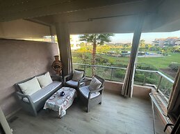 Apart 08 Prestigia golf city