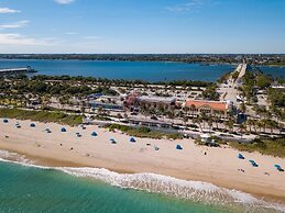 Stylish Luxury Home Near Beach & DT