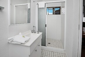 Mediterranean Style Apartment