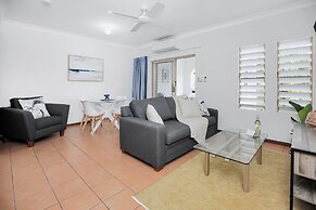 Mediterranean Style Apartment