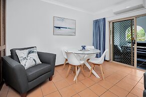 Mediterranean Style Apartment