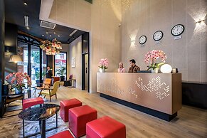 Santa Grand Classic Chinatown