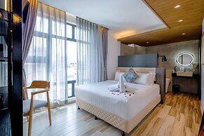 Santa Grand Classic Chinatown