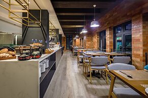 Santa Grand Classic Chinatown