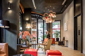 Santa Grand Classic Chinatown