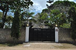 Sonnie House Diani