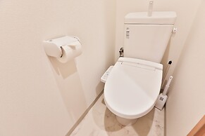 Ocean Nippombashi Higashi