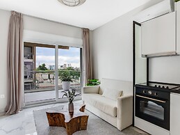 Sanders Old Port - Charming 1-bdr. Apt. w/ Balcony