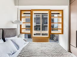 Sanders Old Port - Charming 1-bdr. Apt. w/ Balcony