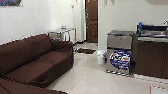 Impeccable 1-bed Studio in Paranaque City