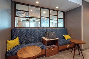 Hampton Inn Marianna I-10