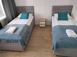 Warszawska Apartment Gdynia by Renters